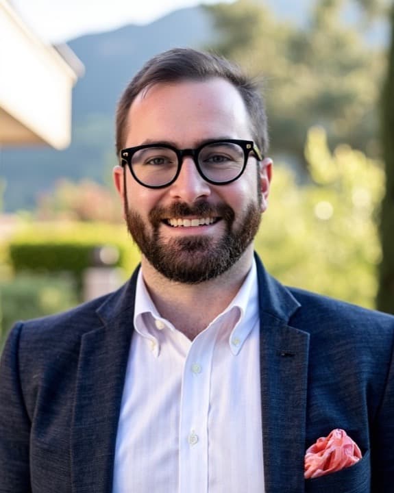 Dominic Piscopo, licensed mortgage agent and CPA